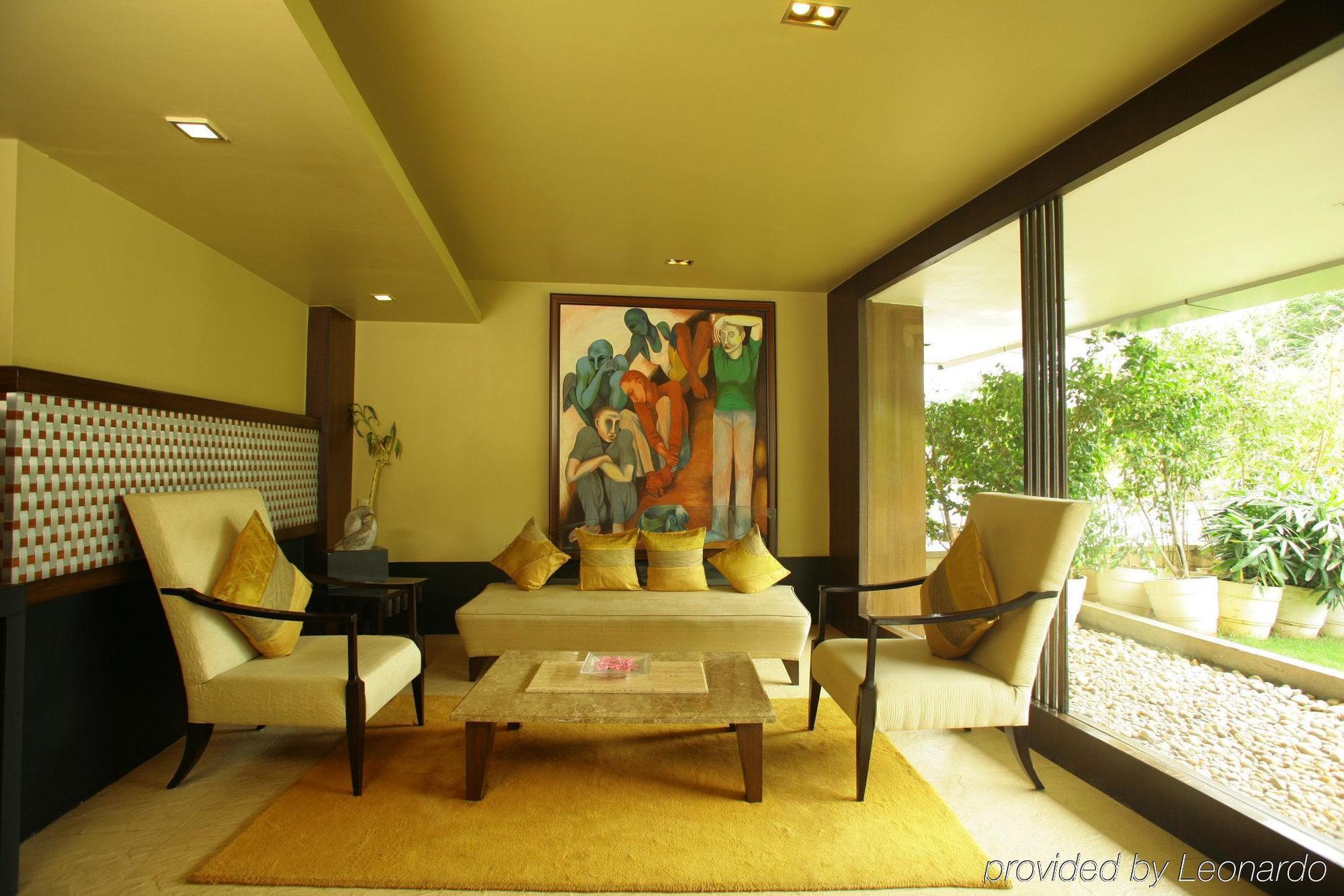 ​Justa Hyderabad Hotell Rum bild