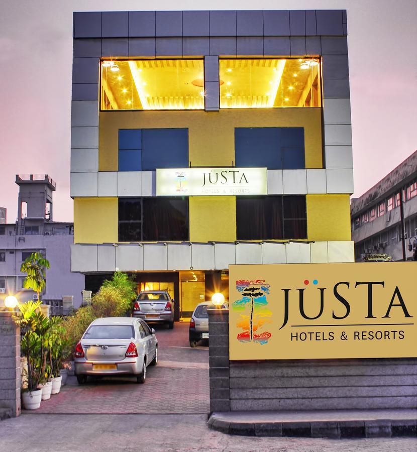 ​Justa Hyderabad Hotell Exteriör bild
