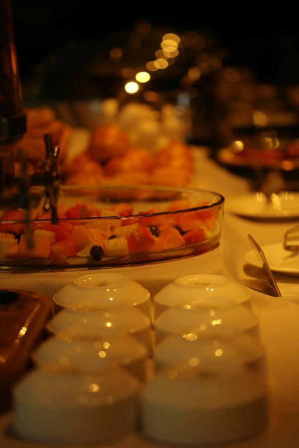 ​Justa Hyderabad Hotell Exteriör bild