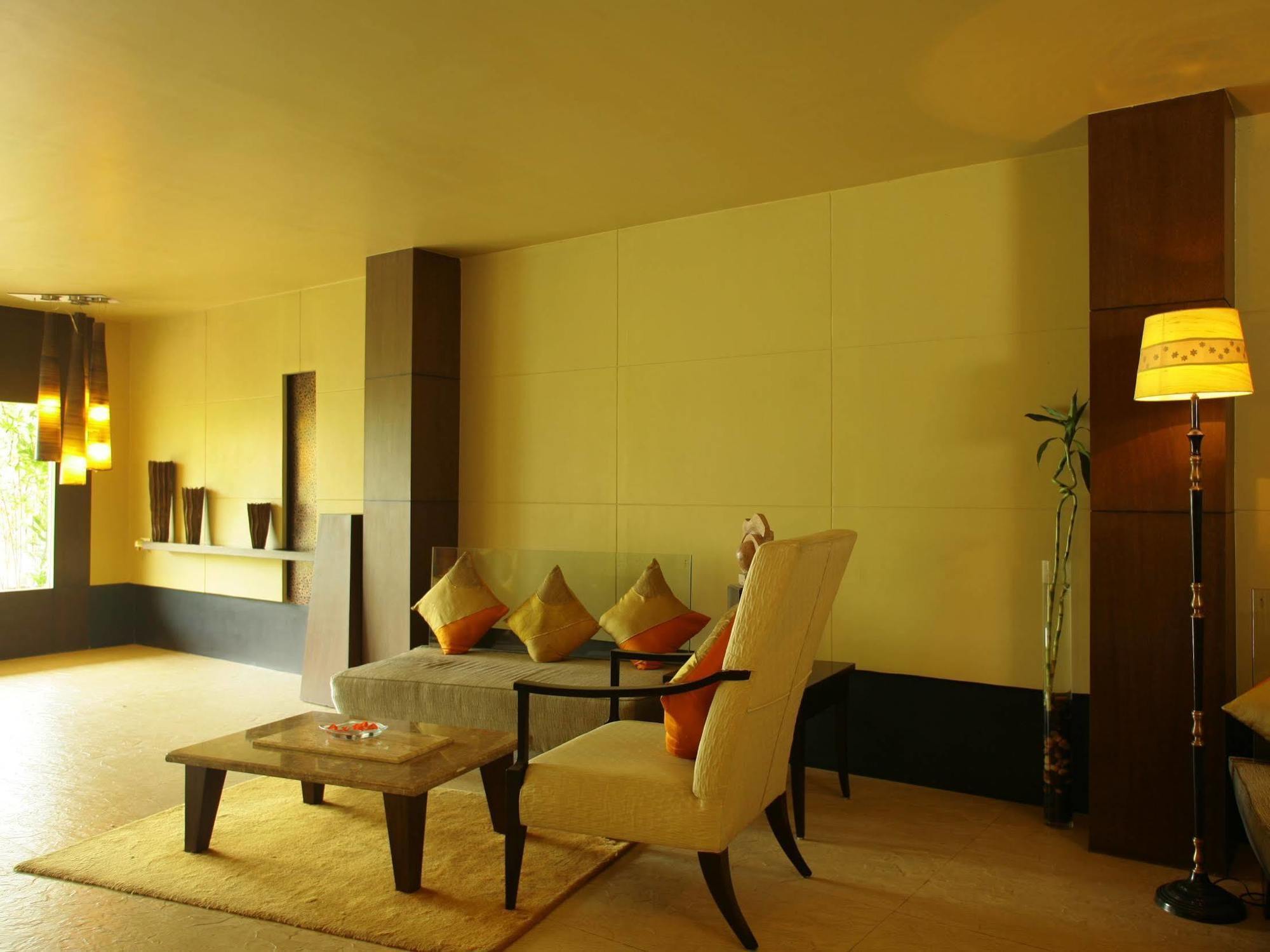 ​Justa Hyderabad Hotell Exteriör bild