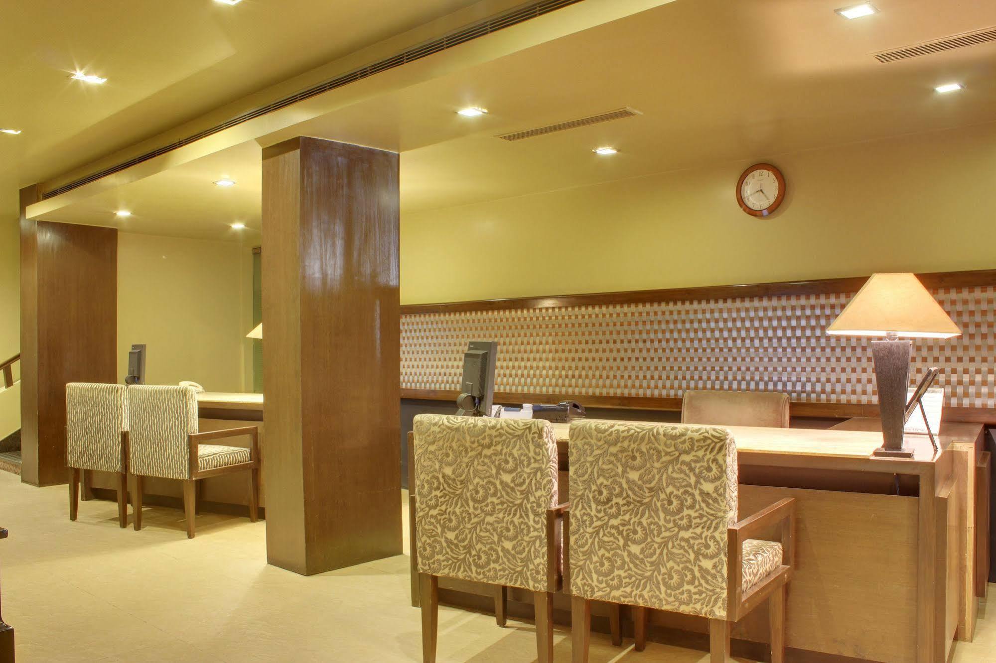 ​Justa Hyderabad Hotell Exteriör bild